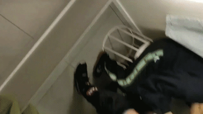 ❤️猎奇❤️ 约学妹女友去试衣间❤️口交做爱多重视角,要的就是刺激,要的就是爽!