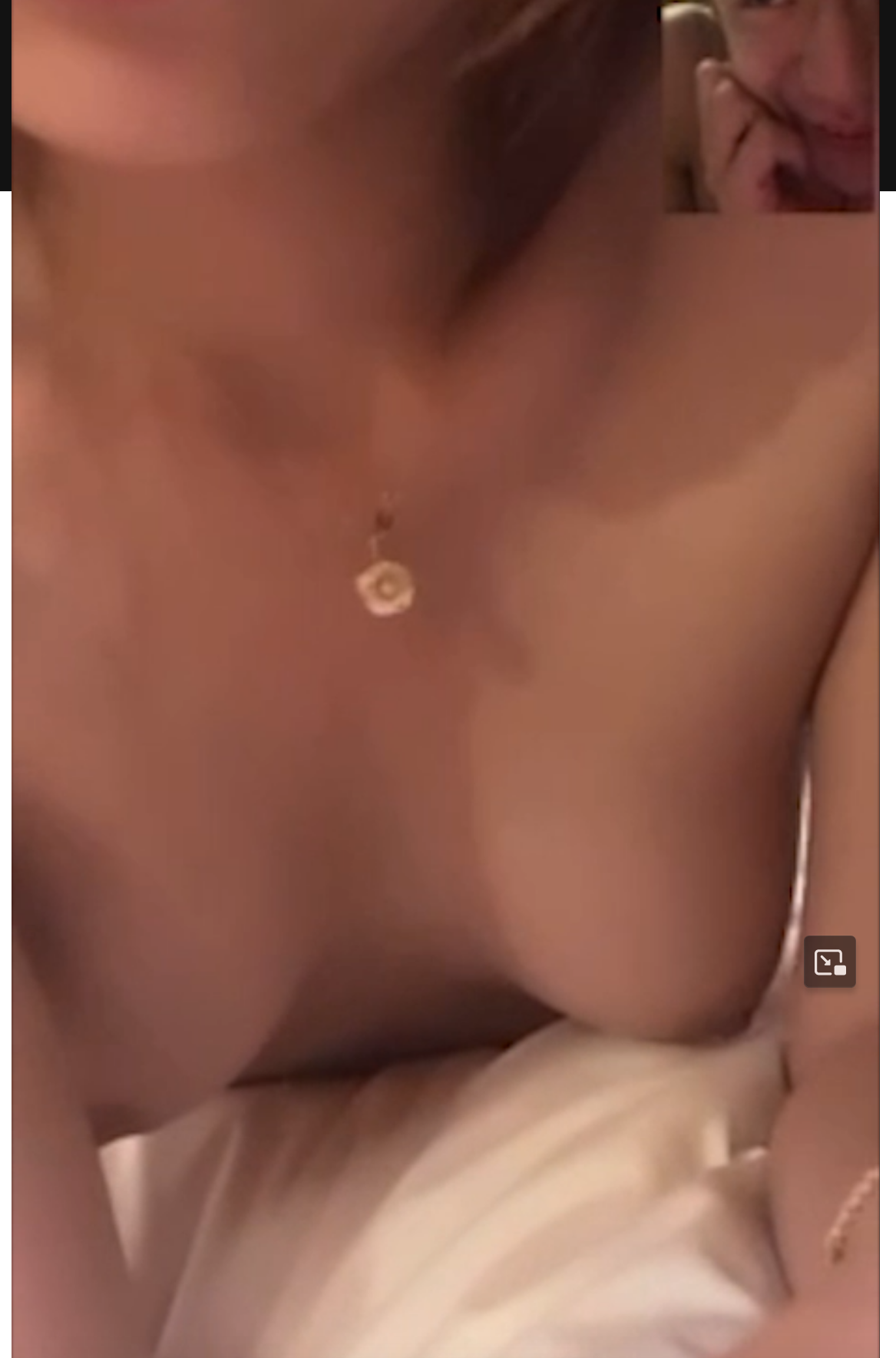 独家曝光郑州昇达经贸管理学院大一学生郝斐 被前男友曝光 将自拍视频曝光出来