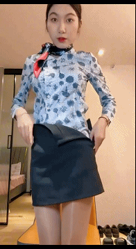 抖音24W粉的美腿网甜桃椰子,超大尺度自慰及线下约啪金主啪啪视频集合流出!长相可以不开美颜,修长美腿