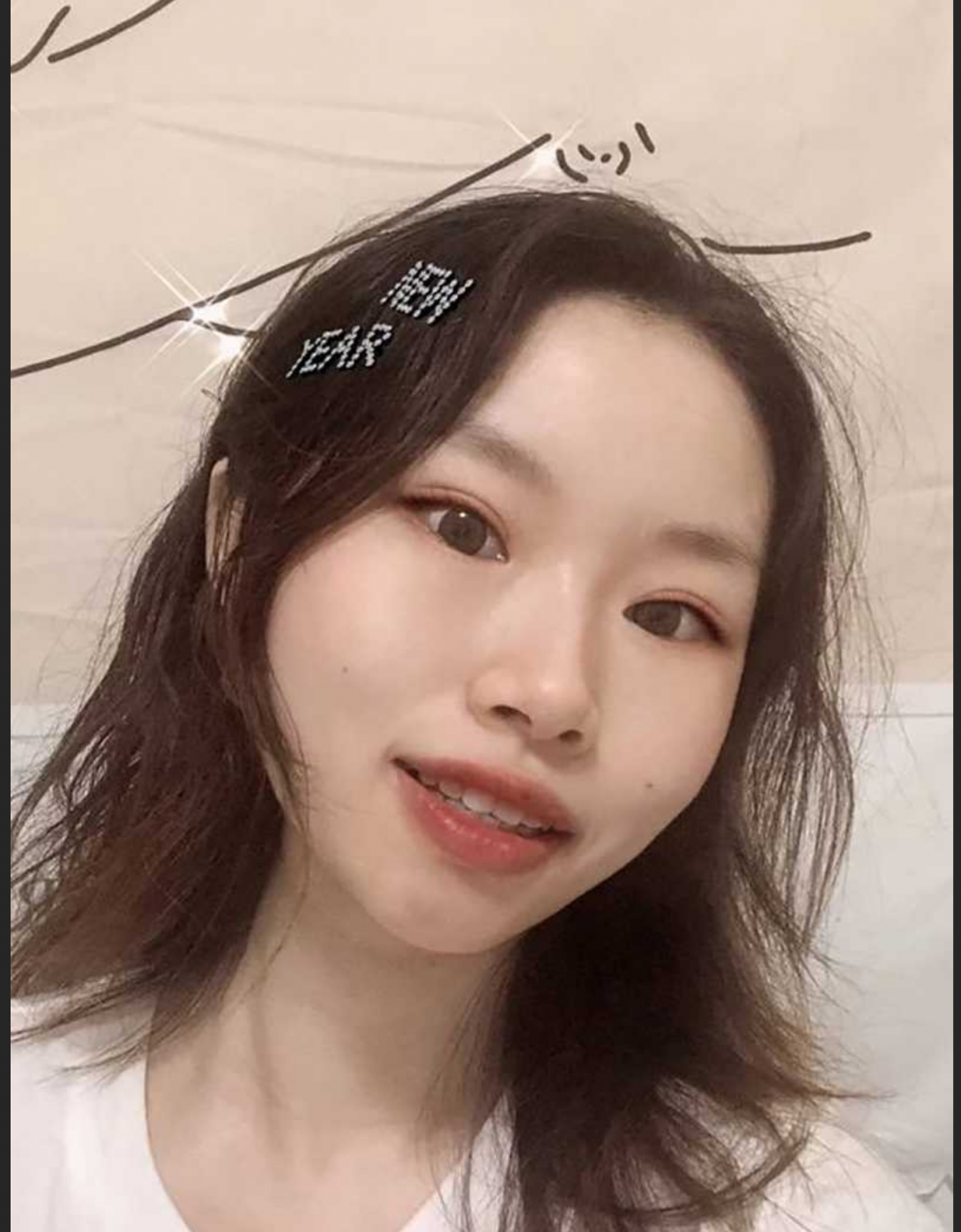 武汉纺织大学美女辅导员 邓易慧 性瘾上头拍发骚淫片撩男学生 睡遍校园帅哥 堪称学院公交车！