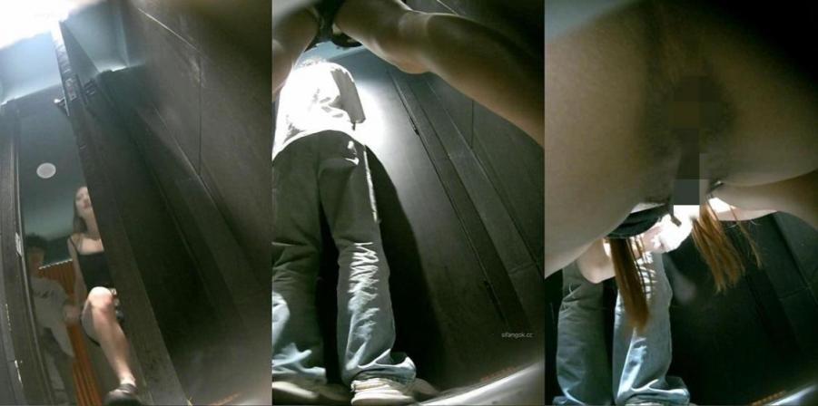 最新流出❤️精品高质量酒吧后拍❤️美女如云 和闺蜜一起撒尿系列