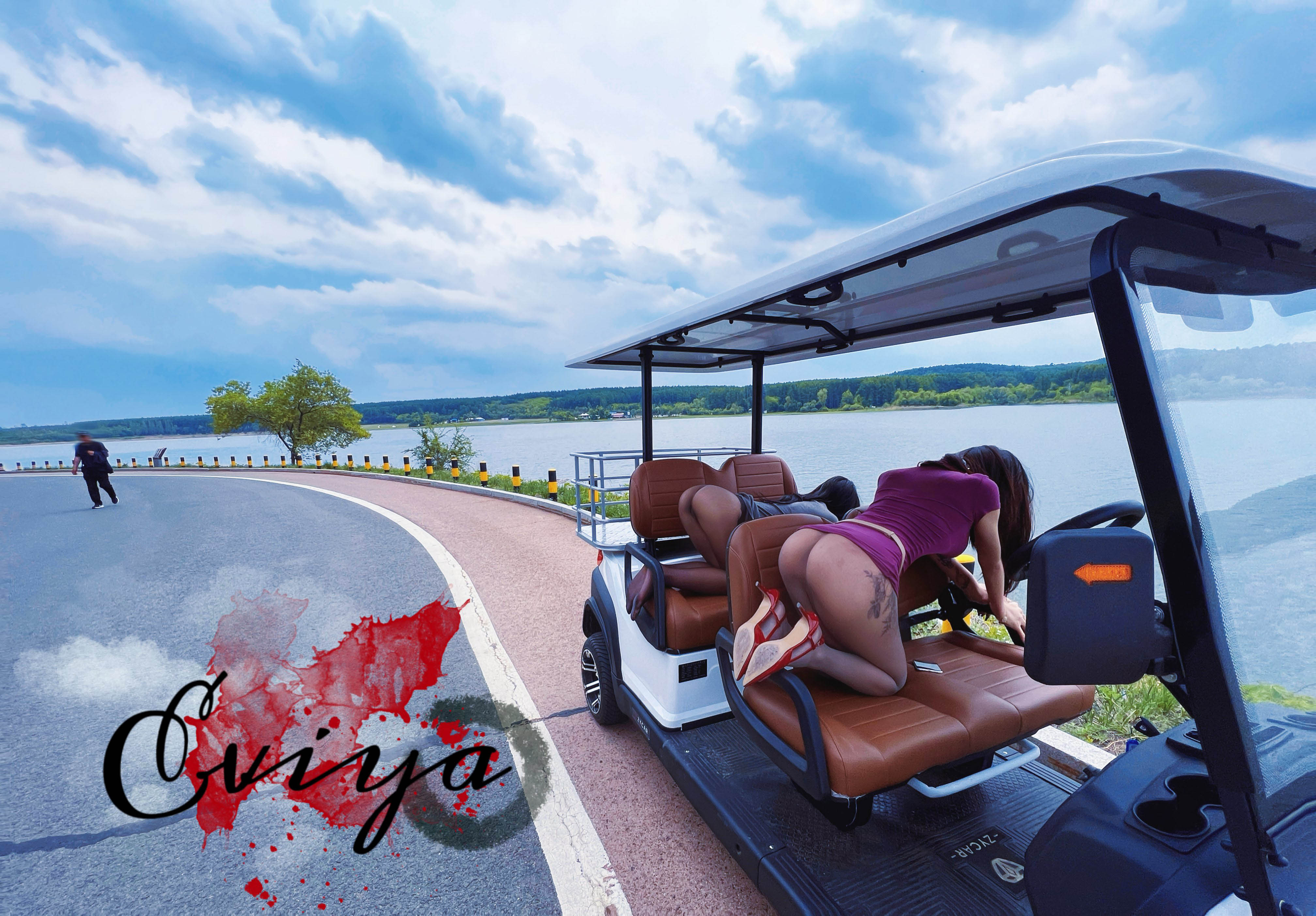 在别人眼里是清纯舞蹈生在这只配做下贱母狗 骚逼塞丝袜撒尿 白丝一字马滴蜡