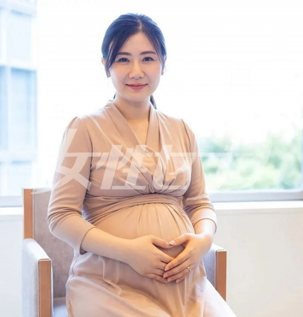 福原爱突然官宣二婚 镜头前大展孕妈妈形象！