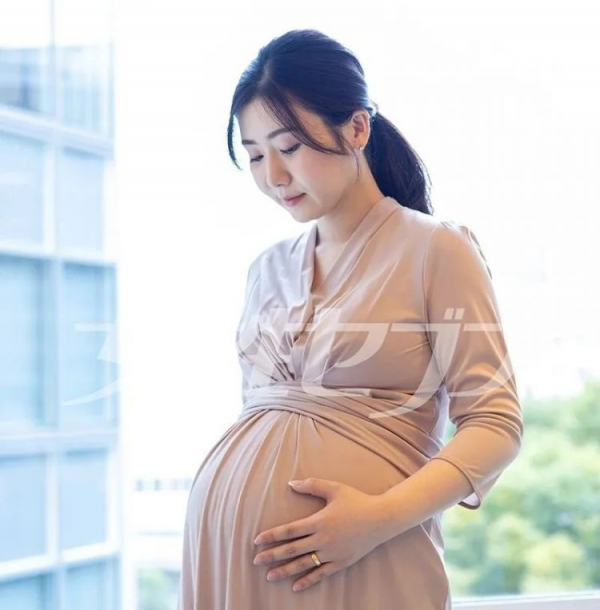 福原爱突然官宣二婚 镜头前大展孕妈妈形象！