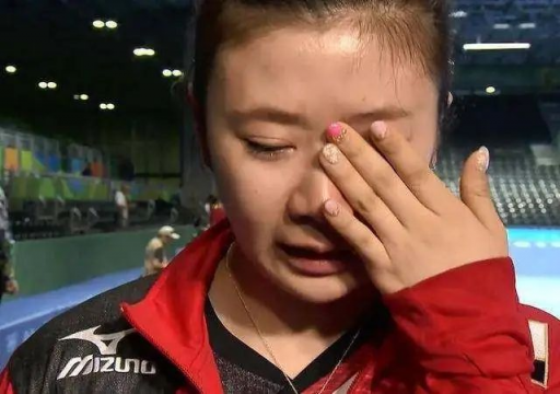 福原爱突然官宣二婚 镜头前大展孕妈妈形象！