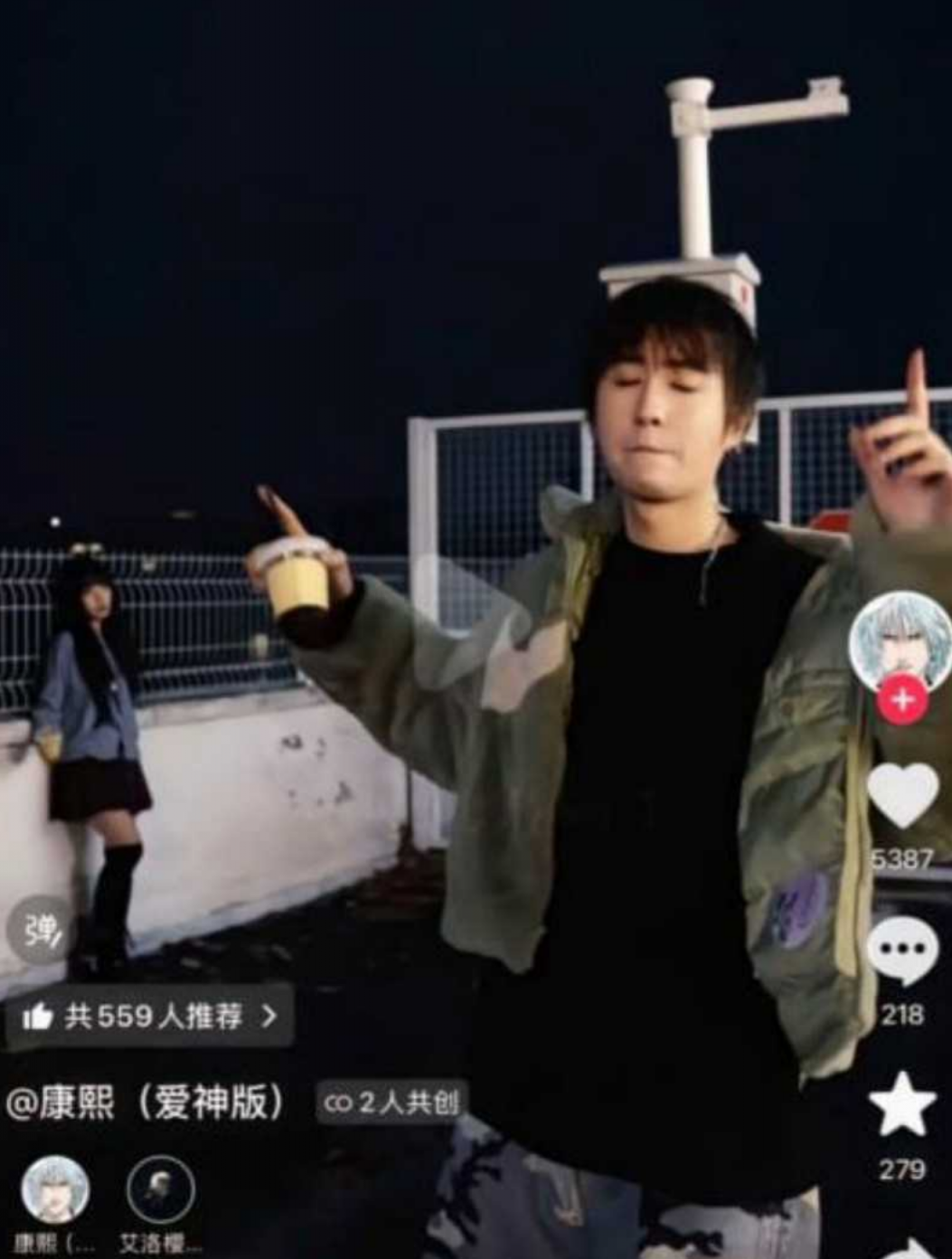 抖音400万粉网红 深海蜜柚 被赵韩倩直播曝光 一人战4男玩法十分炸裂 淫骚下贱令无数网友破防！