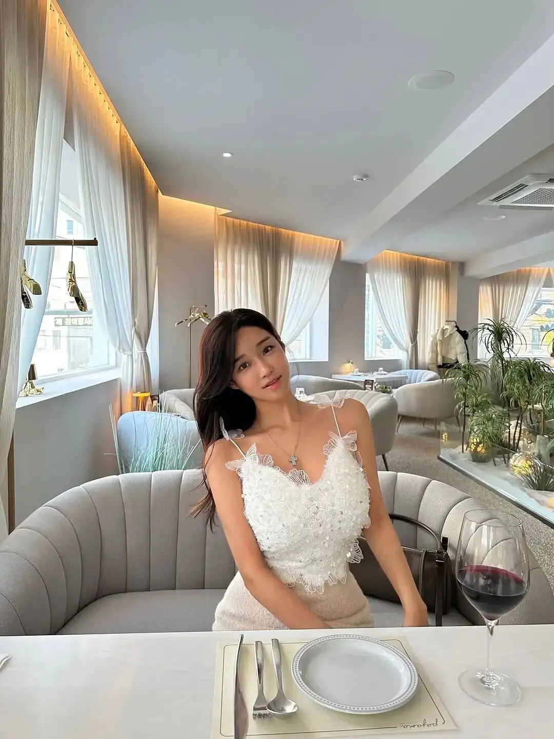 兄弟们！这身材！一点也不科学啊！