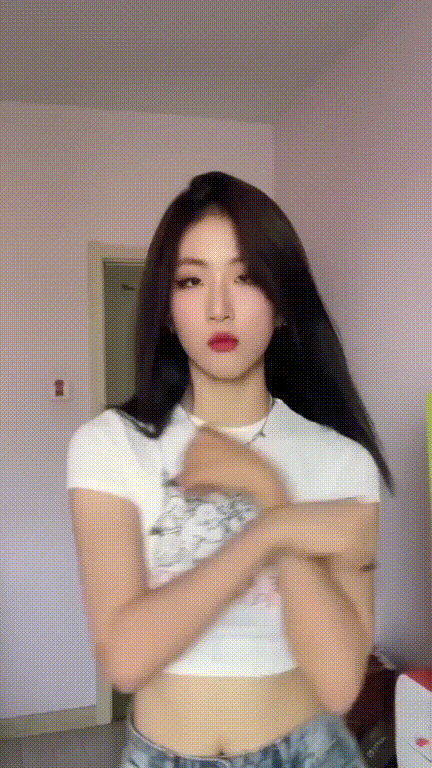 广州极品反差美女情侣私拍泄密❤️清纯仙女秒变极骚贱奴 淫纹乳夹肛塞齐上阵被花式爆操浪到骨！