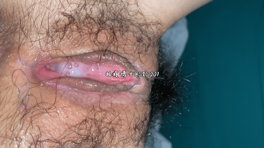 反差学生妹母狗养成术,淫拍流出,被学长调教驯成精盆肉便器,口交深喉嫩穴无套爆操内射!高清特写嫩逼细节