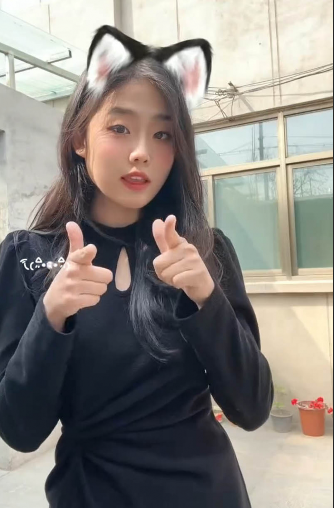 河北邢台超可爱少女 李阳 性爱视频泄漏 小骚货翘臀高撅后入狂操猛干 粉嫩骚逼被操到红肿合不拢!