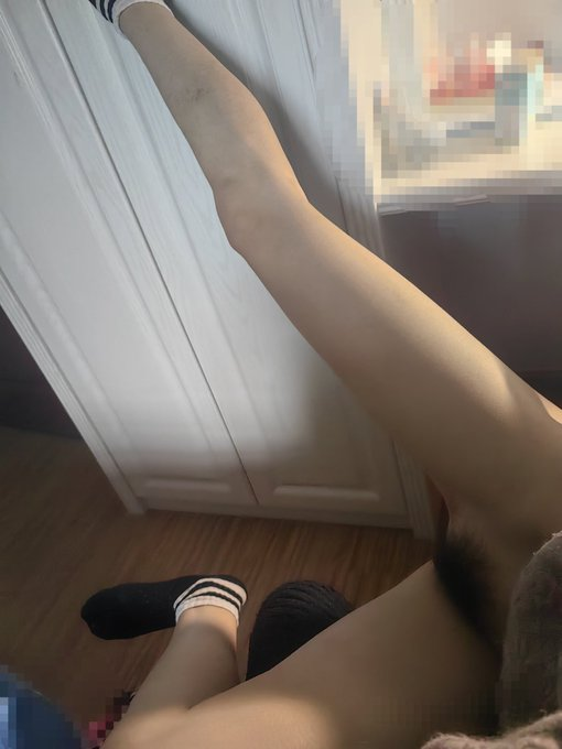 和闺蜜一起旅游我偷偷的约炮