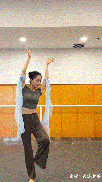 飞天舞到底该不该露肚脐