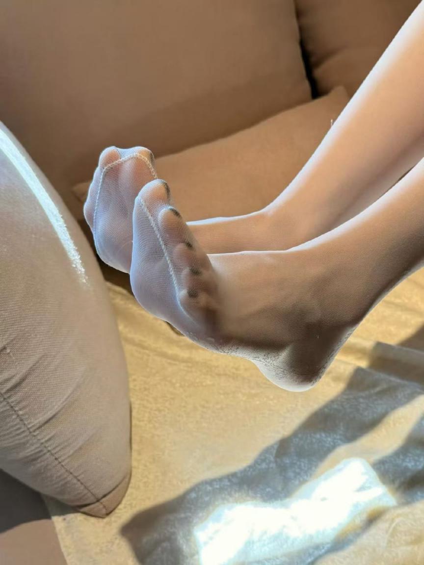 前戏别只会乱摸？试试这6个让她上瘾的技巧！