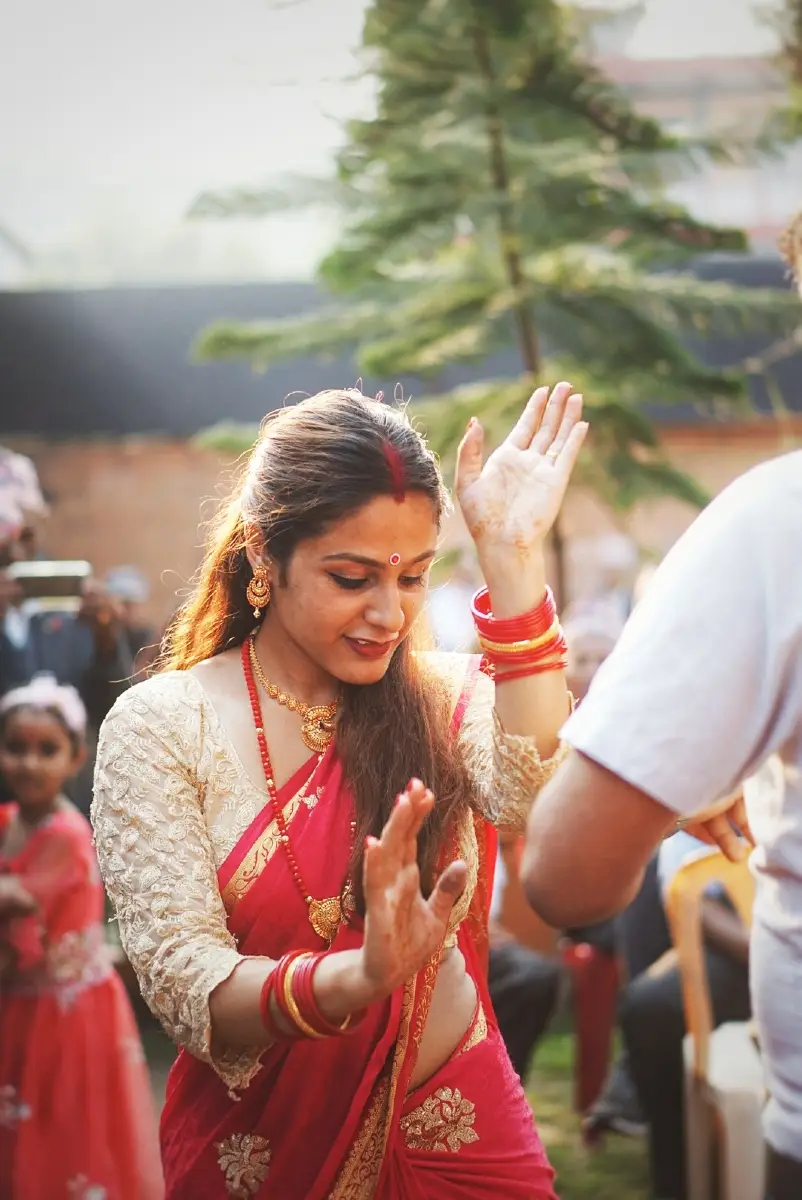 尼泊尔女人的新婚之夜，竟有如此尴尬习俗，看看你能接受吗