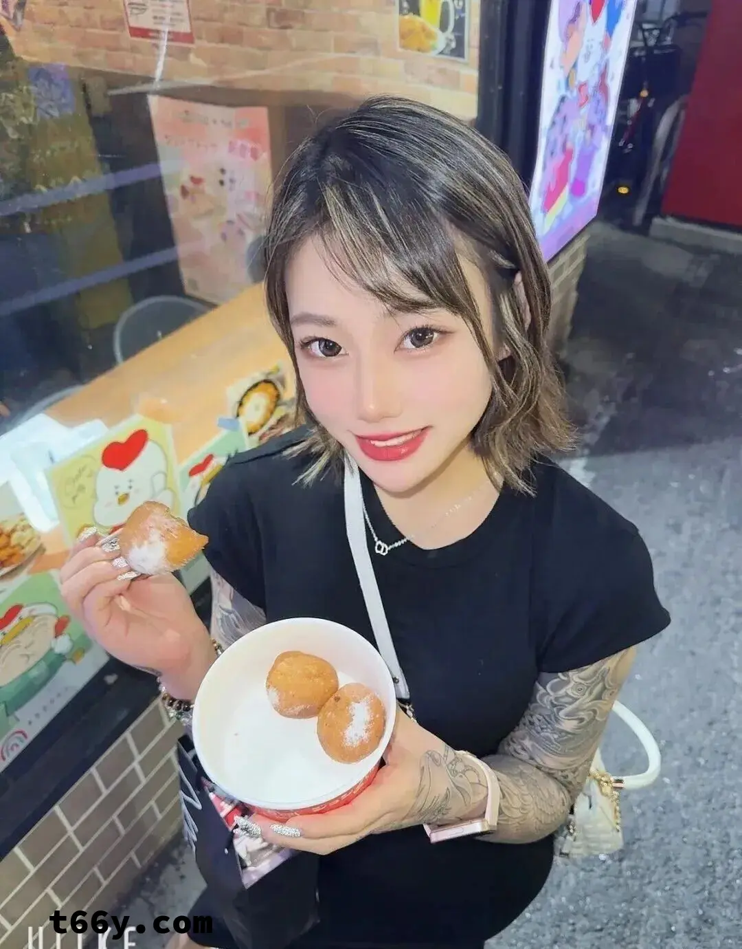 天泽铃回归，清纯妹妹爆改符文战神