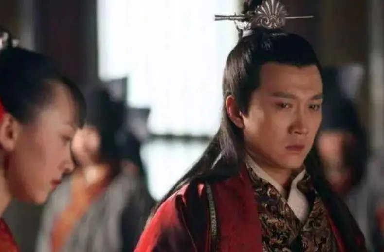 可怜的西汉许皇后，不仅被废还被大臣骗财骗色，最后被皇帝赐死