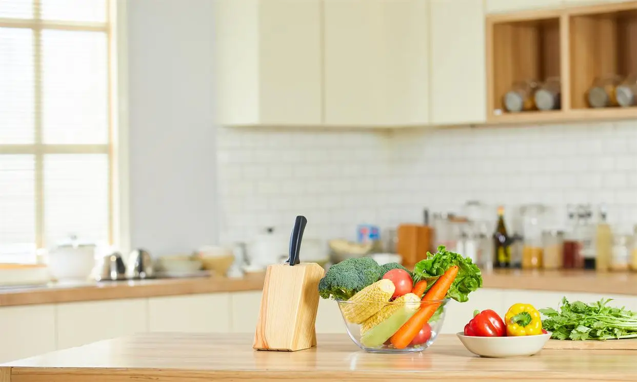 已婚女人和其它男人有以下迹象，暗示已经睡一起了