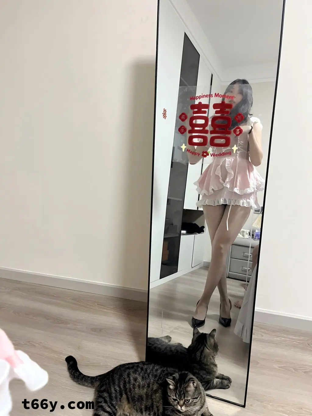 如何把经验丰富的骚熟妇玩到喷水求操