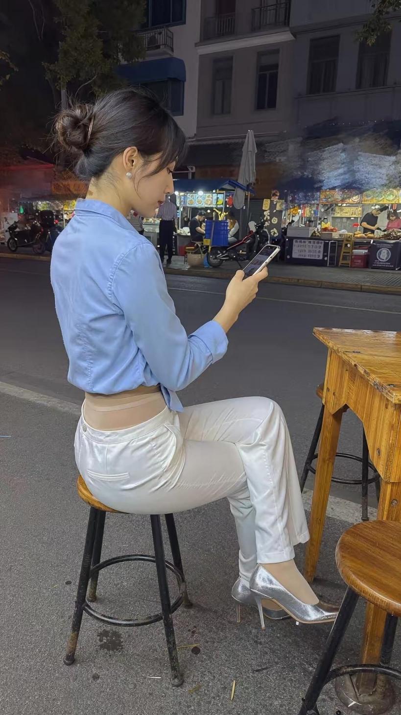 女人什么情况穿裤里丝