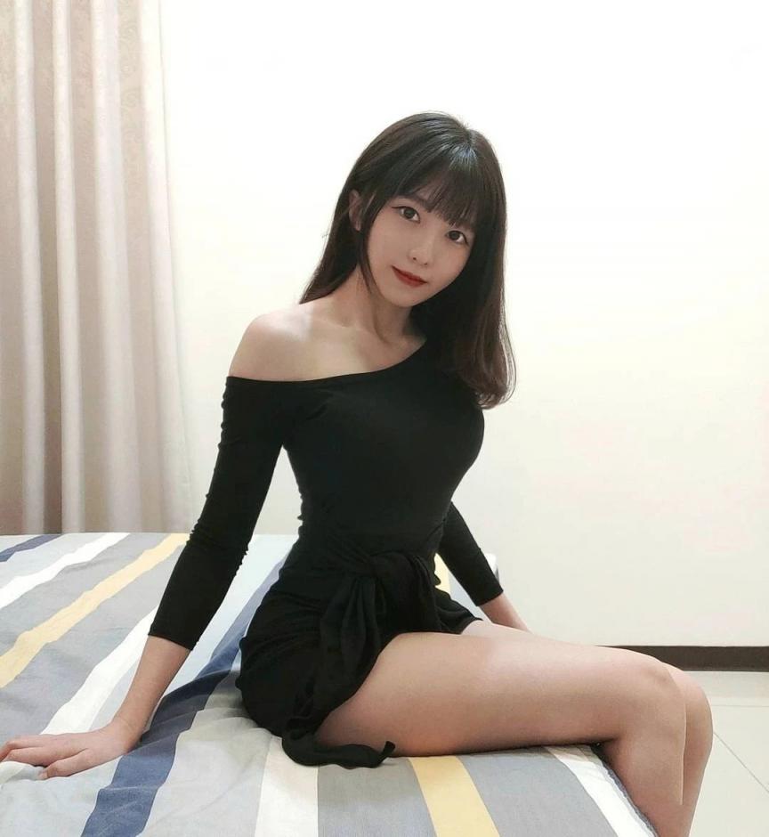 台湾清华电机「阿倪」校花级美貌让人恋爱　网友：史上最正！