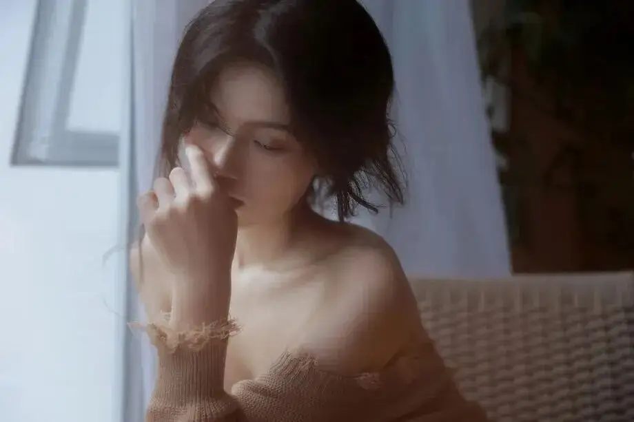 居家写真，纯欲天花板