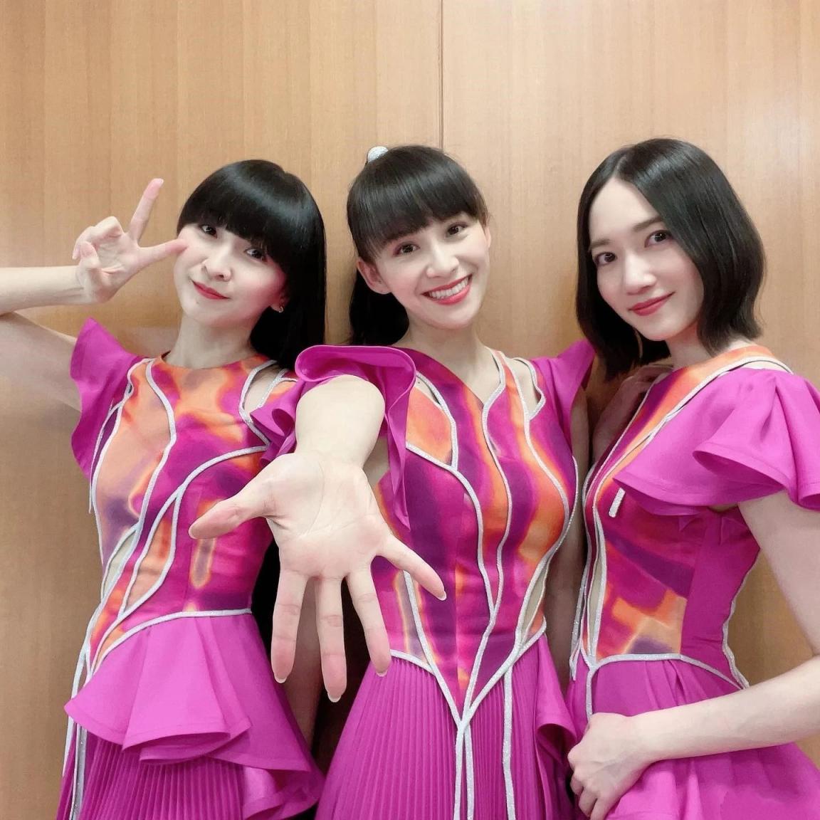 谁说只有韩国疯女团！盘点10组「日本女子团体」AKB48、乃木坂46、NiziU，谁是最可爱女子组合